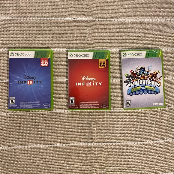 Disney Infinity Xbox 360 Game Collection with Green Cases - Picture 3 of 3